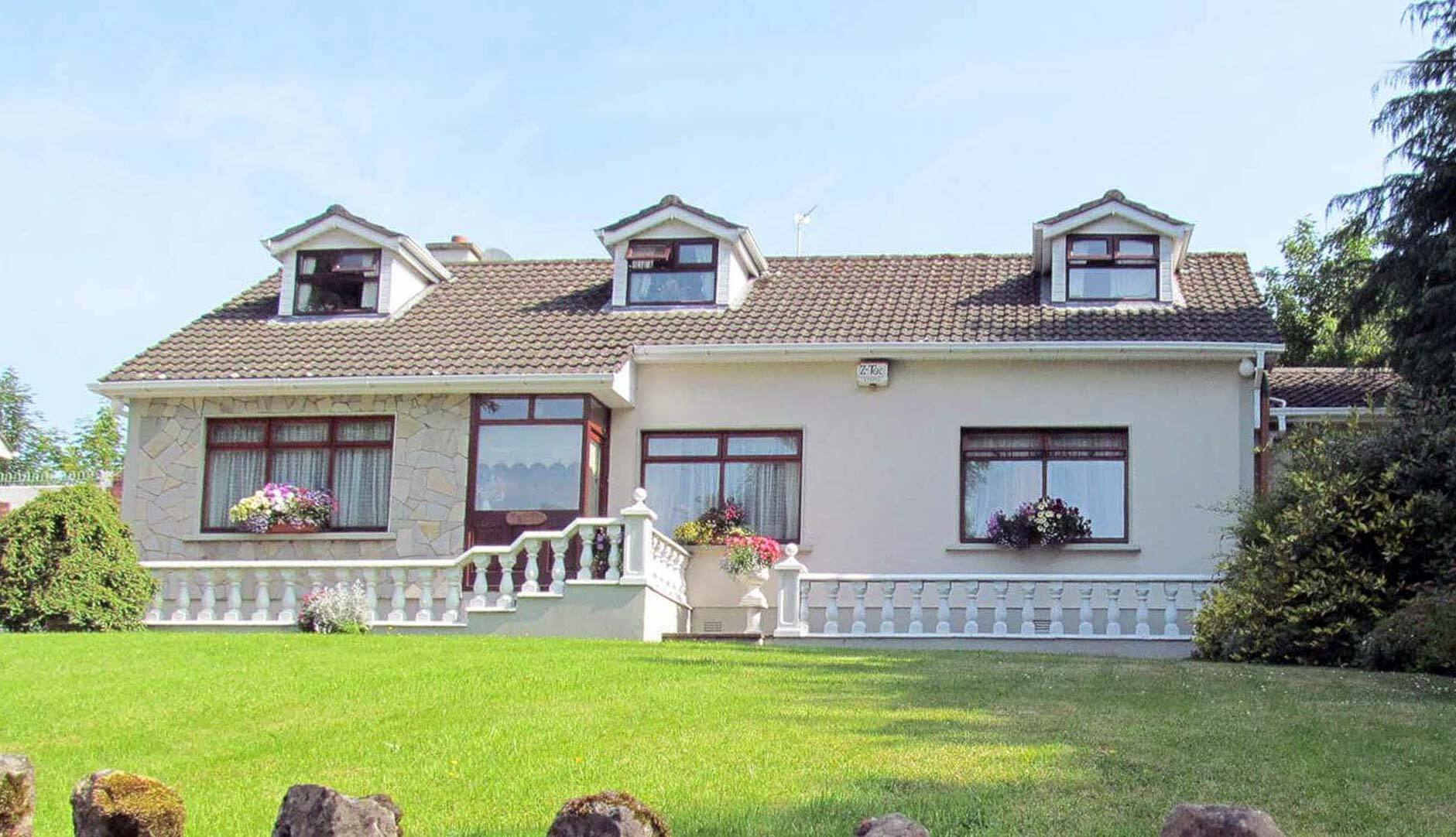 Castleview House